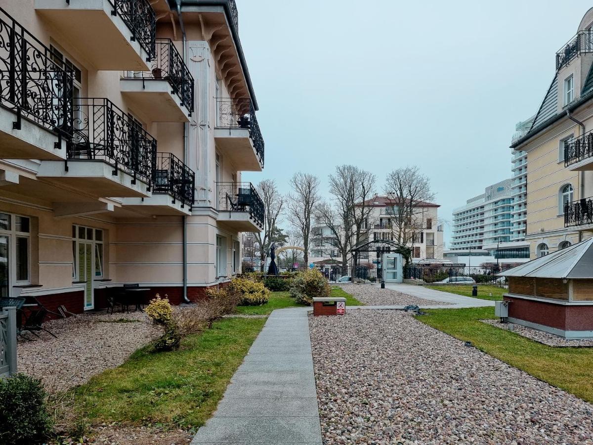 Visit Baltic - Trzy Korony Apartment Swinoujscie Bagian luar foto