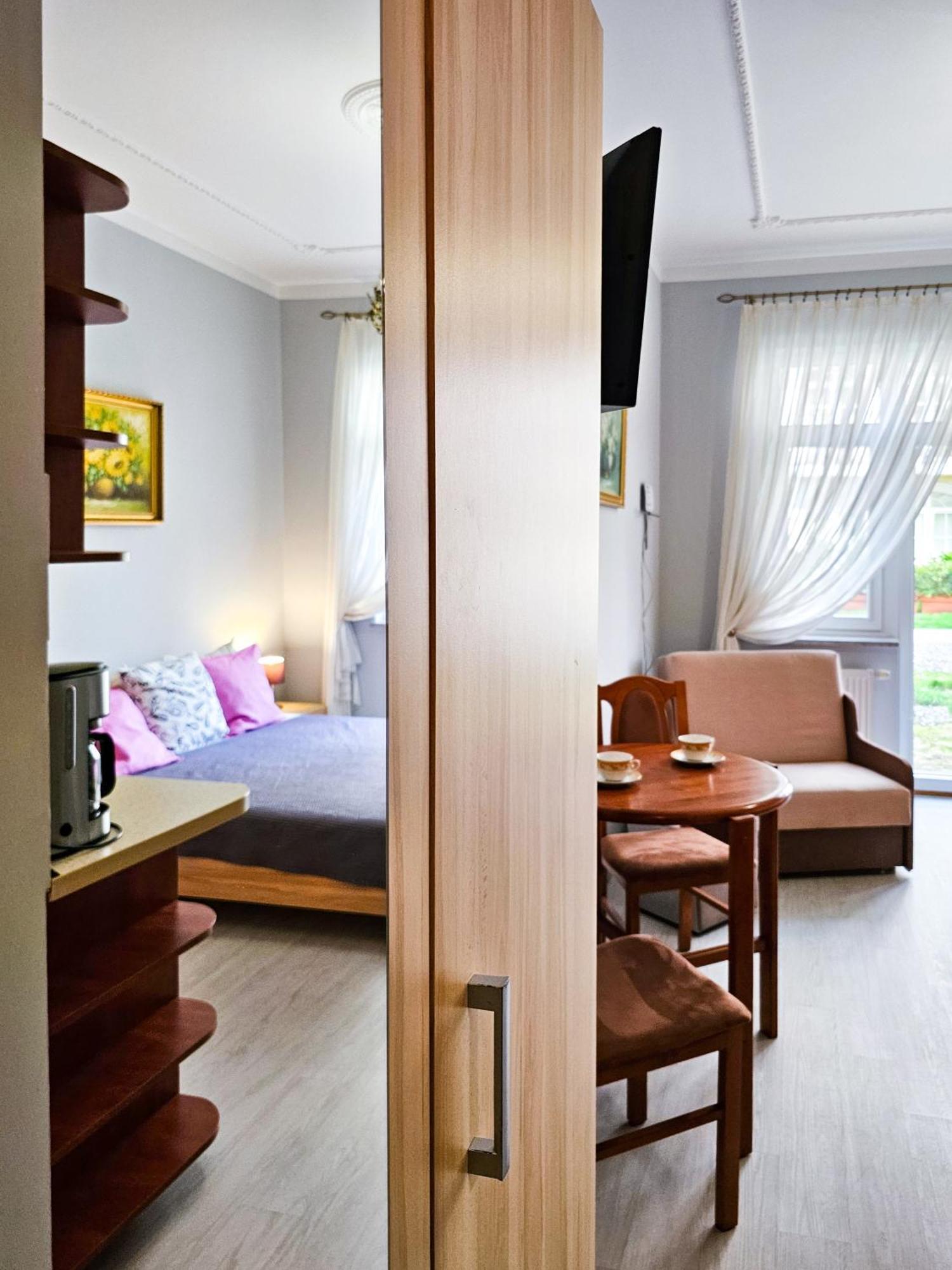 Visit Baltic - Trzy Korony Apartment Swinoujscie Bagian luar foto